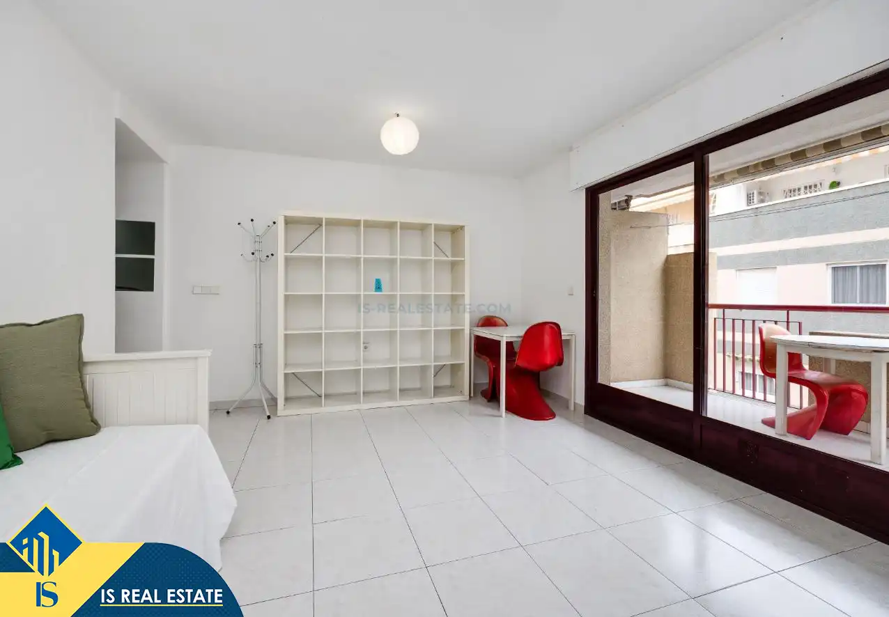 Bedroom of Study for sale in Torrevieja  with Heating, Terrace and Furnished