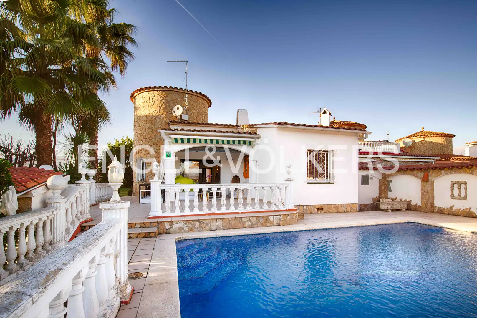 Villa à vendre à Carrer Segre
