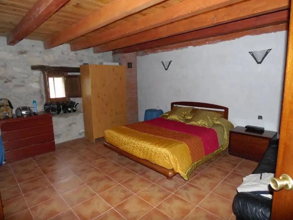 Houses for sale in Junta de Traslaloma