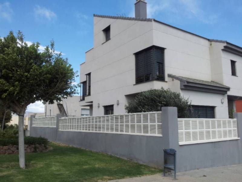 Casa o xalet en venda a Pabellón - Estación - El Corte Inglés