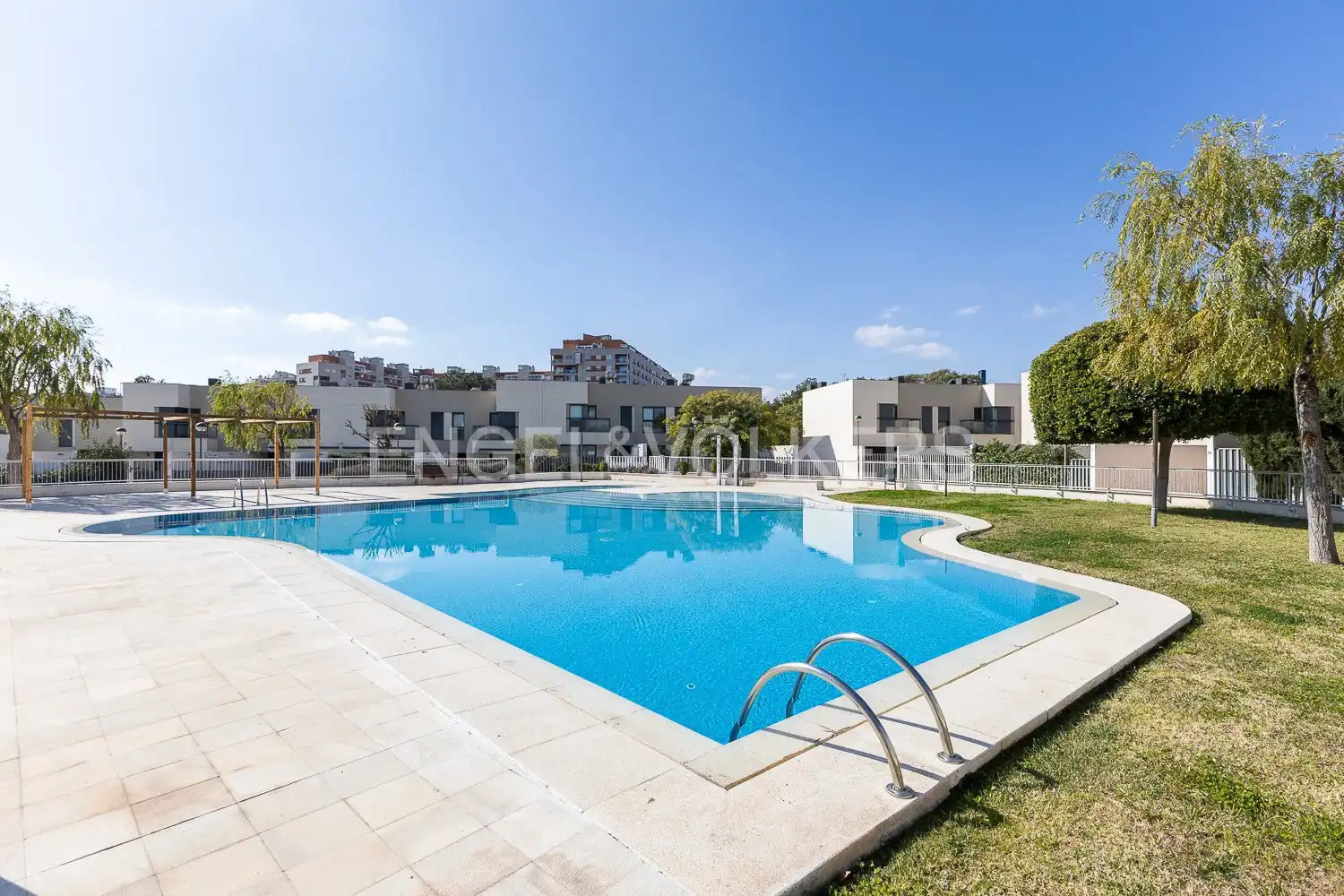Piscina de Casa o xalet en venda en Paterna amb Aire condicionat, Calefacció i Jardí privat