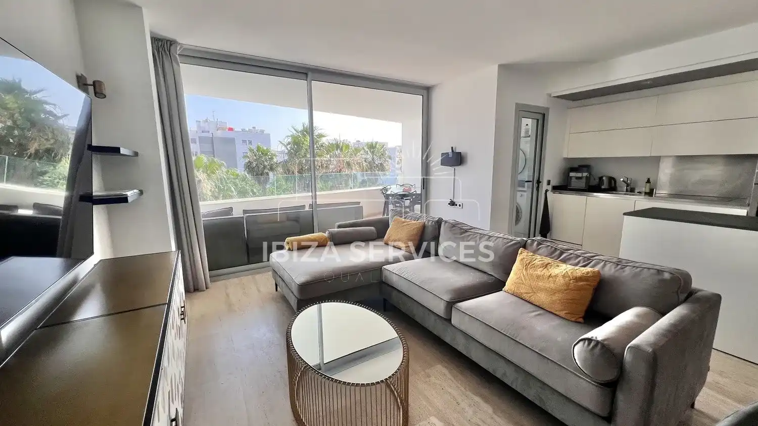 Piso con piscina en alquiler en Marina Botafoc - Platja de Talamanca, imagen 5