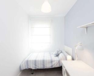 Bedroom of Flat to share in  Madrid Capital  with Terrace