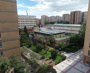 Vista exterior de Pis de lloguer en  Zaragoza Capital amb Terrassa