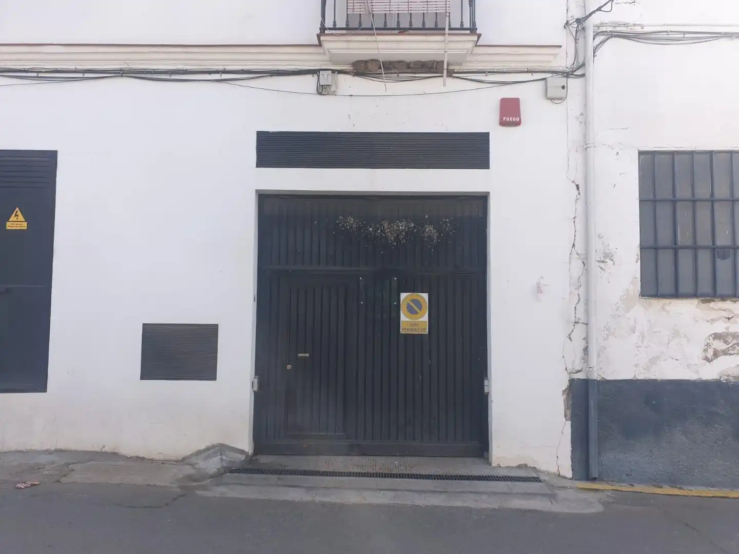 Garage zum Verkauf in Cazalla de la Sierra