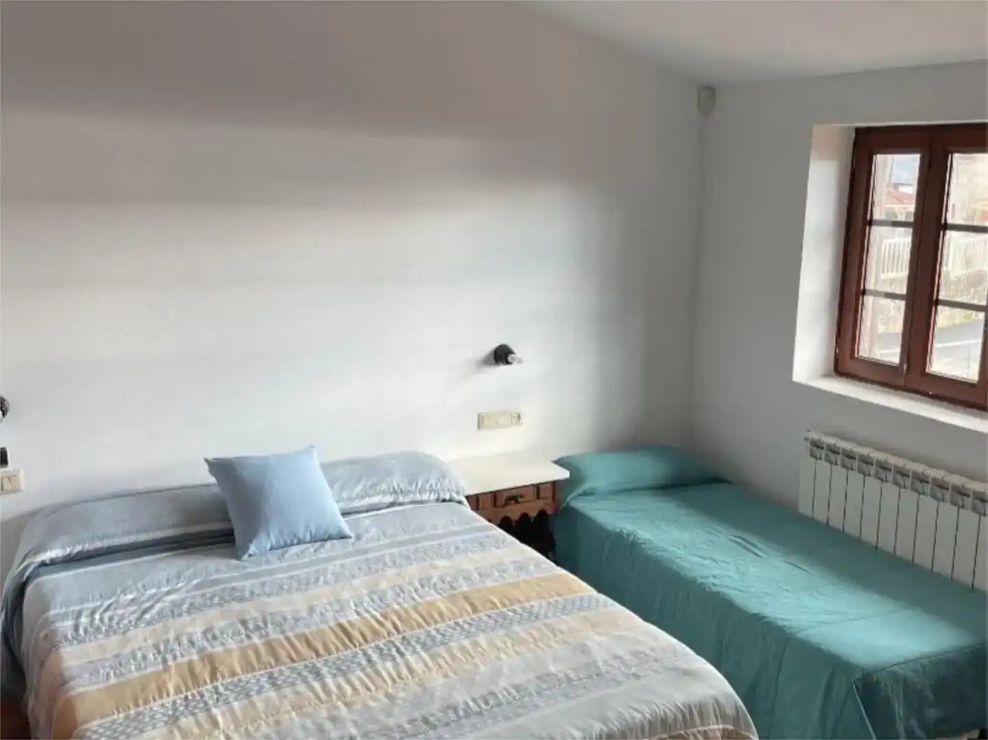 Schlafzimmer von Wohnung zur Miete in Vilaboa mit Privatgarten, Parkett und Schwimmbad