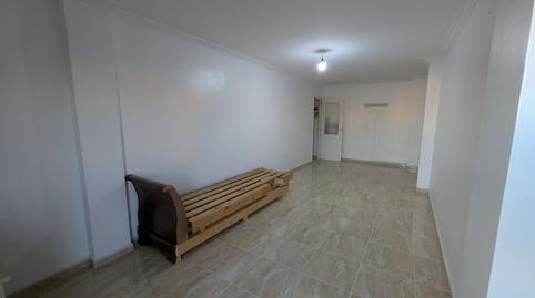 Foto 3 de Piso en venta en Hipódromo,  Melilla Capital