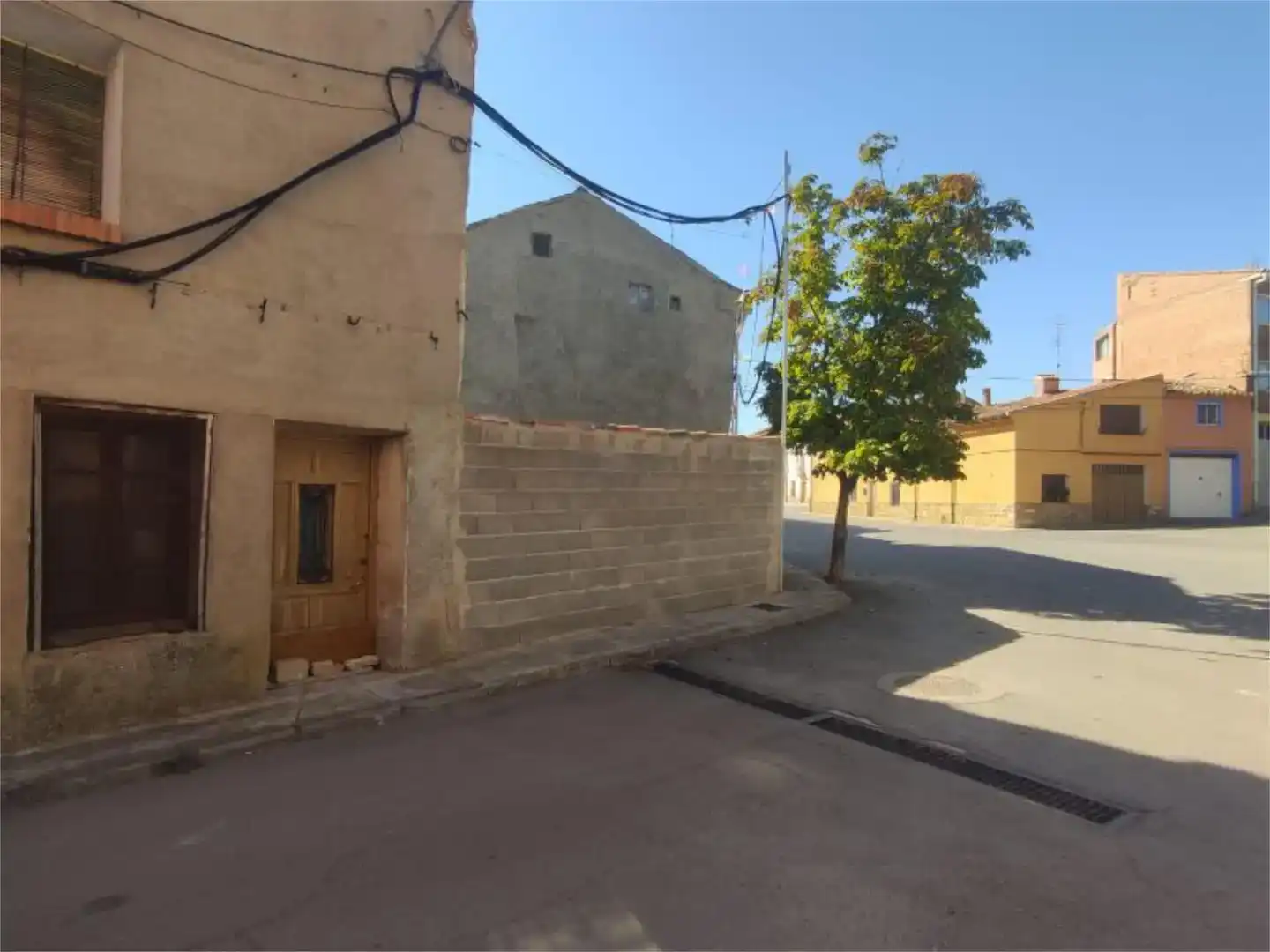 Vista exterior de Terreno en venta en Torrijo del Campo