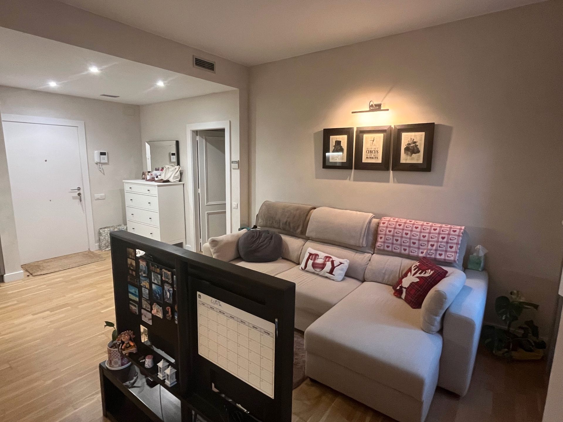 Sala d'estar de Pis de lloguer en  Barcelona Capital amb Aire condicionat, Calefacció i Parquet