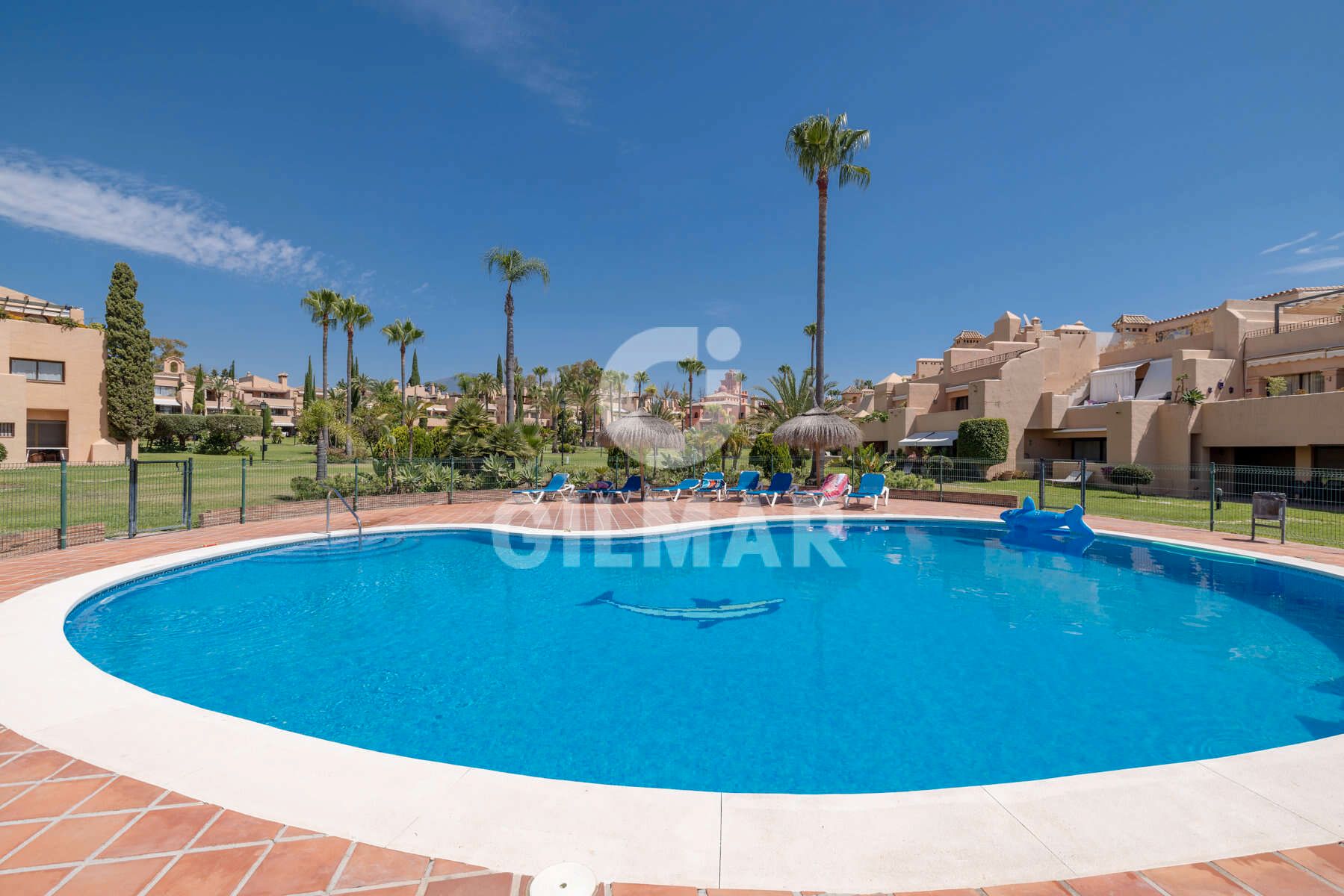 Garden of Planta baja for sale in Estepona  with Air Conditioner, Terrace and Storage room