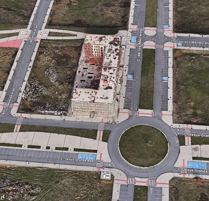 Außenansicht von Gebäude zum Verkauf in Ávila