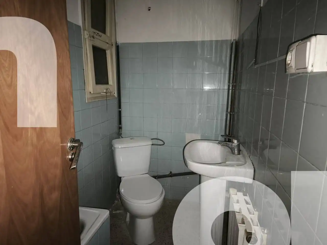 Bathroom of Flat for sale in Montmeló  with Balcony