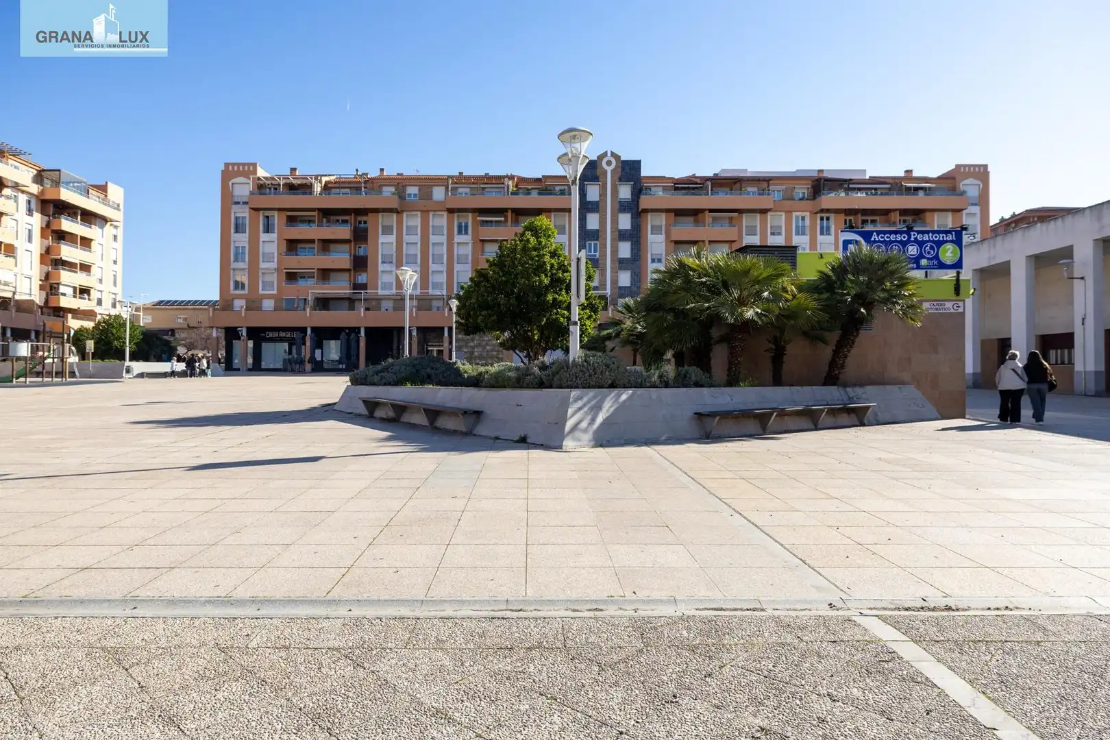 Appartement avec terrasse à vendre à Plaza de la Ciudad de Los Carmenes, imagen 3
