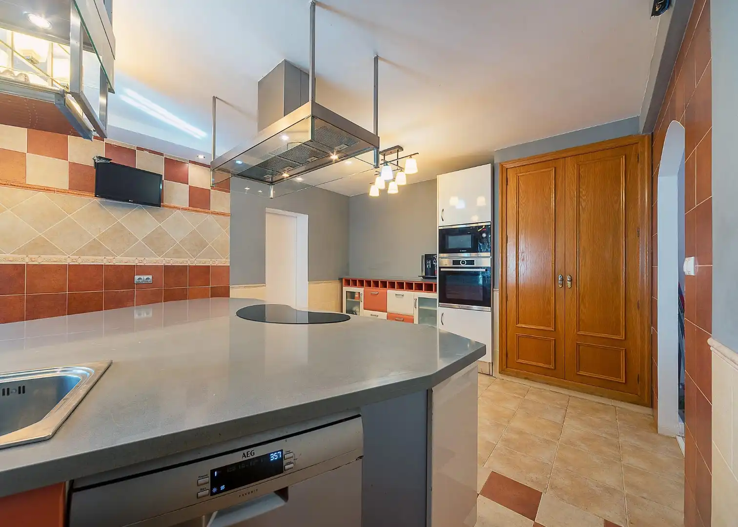 Kitchen of Houses for sale in Alicante / Alacant  with Heating, Private garden and Storage room