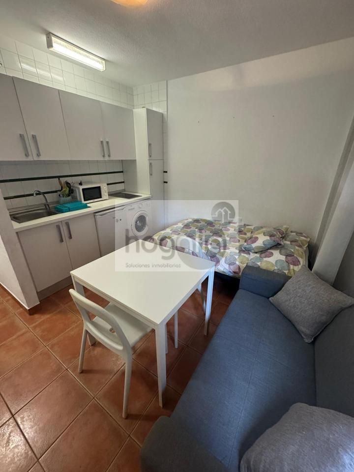 Bedroom of Study to rent in  Sevilla Capital  with Air Conditioner and Furnished