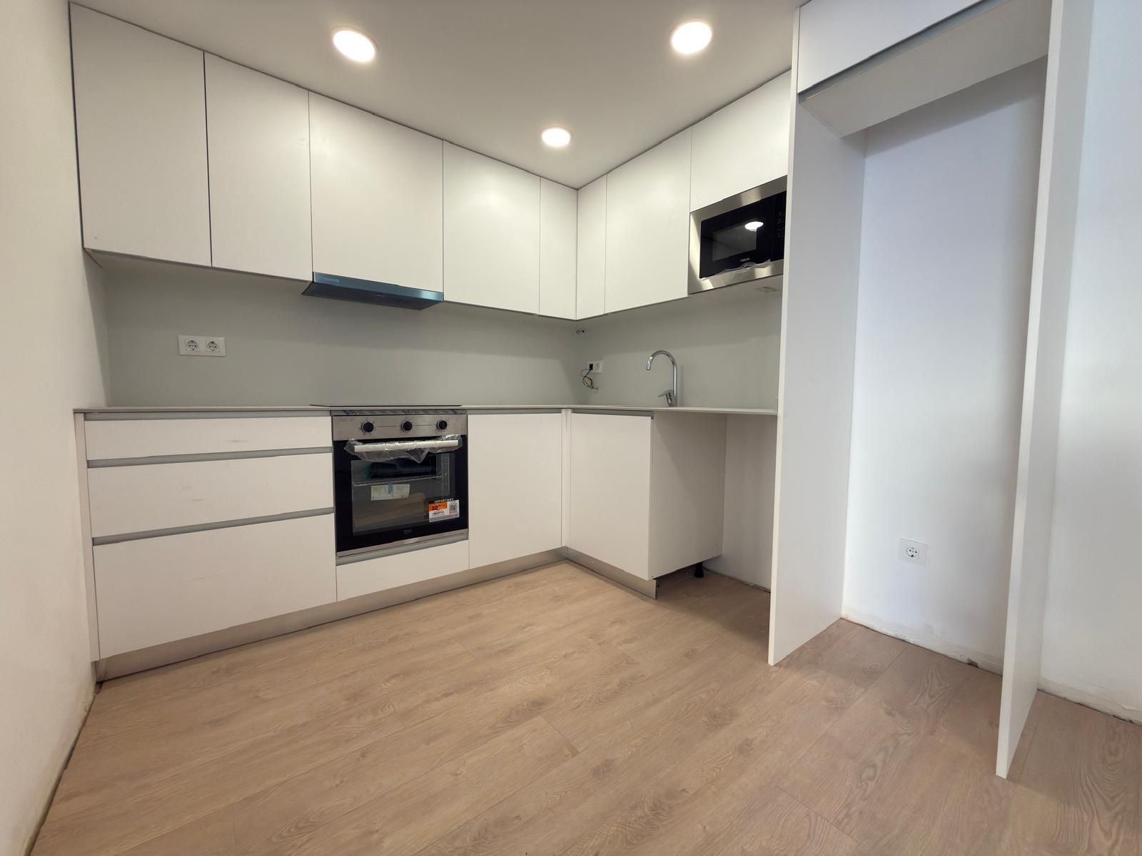 Cuina de Pis en venda en Igualada amb Terrassa, Traster i Balcó