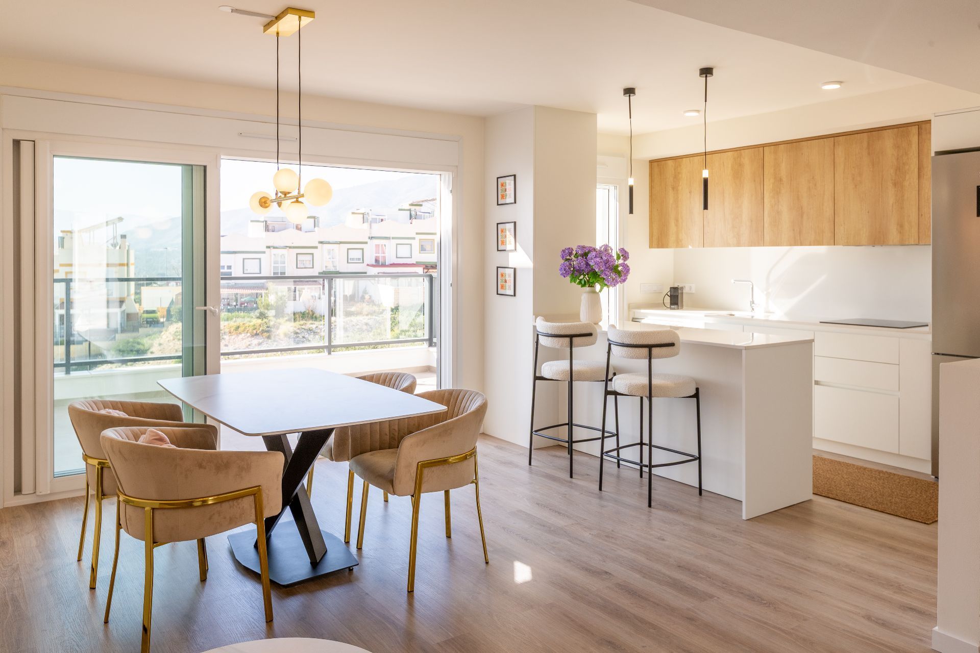 Menjador de Casa adosada en venda en Finestrat amb Aire condicionat, Calefacció i Jardí privat