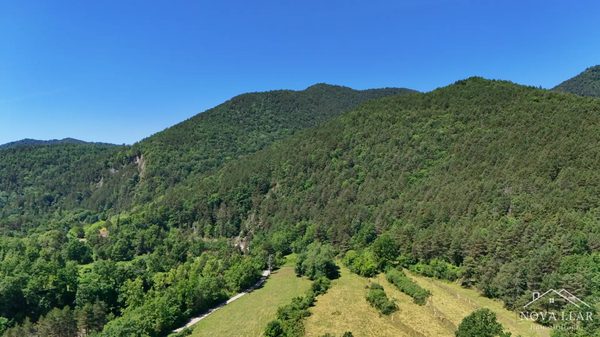 Finca rústica en venta en Les Llosses con Calefacción, Jardín privado y Terraza