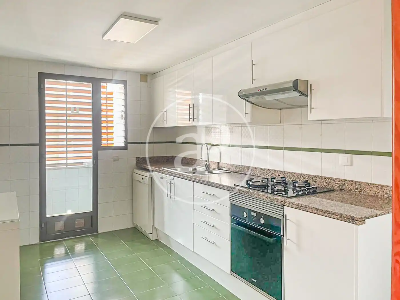 Flat with balcony to rent in C/ de Rubén Darío, imagen 12