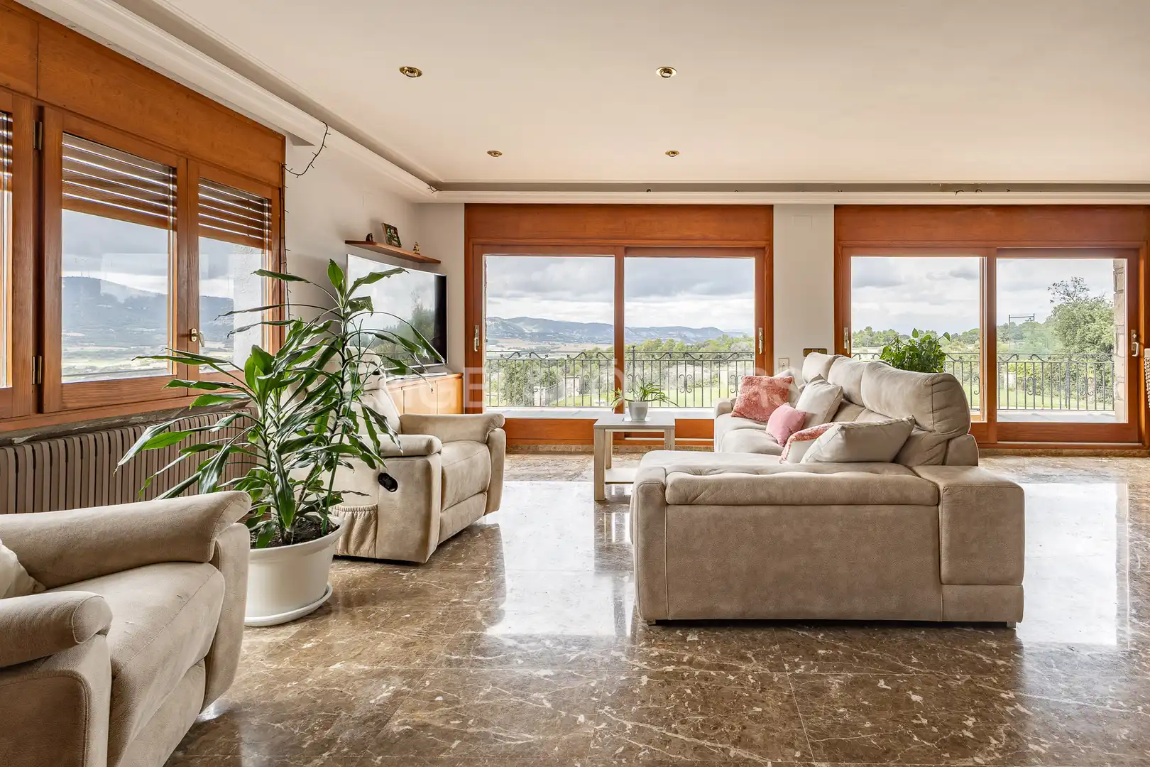 Sala d'estar de Casa o xalet en venda en Seva amb Aire condicionat, Calefacció i Jardí privat