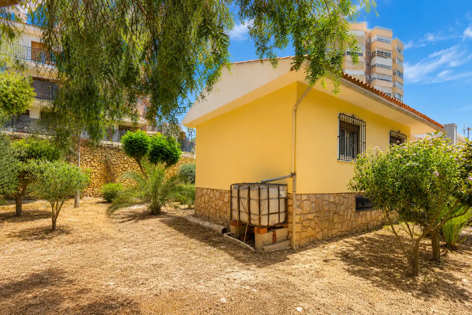 Vista exterior de Casa o chalet en venta en Benidorm con Terraza y Balcón