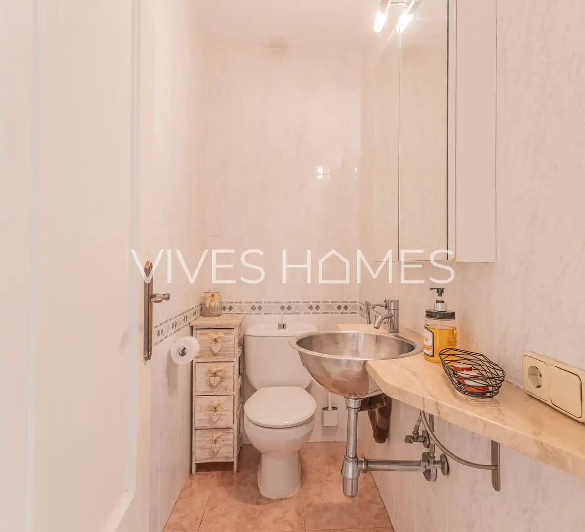 Bathroom of Houses for sale in Mataró  with Air Conditioner, Heating and Terrace