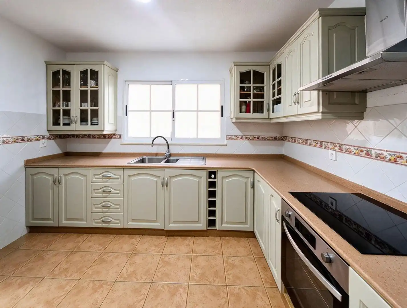 Kitchen of Houses for sale in Arucas  with Private garden, Terrace and Storage room