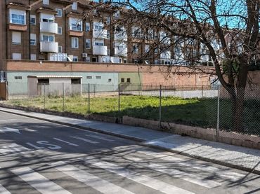 Terreno residencial en venta en Bulevar - Plaza Castilla