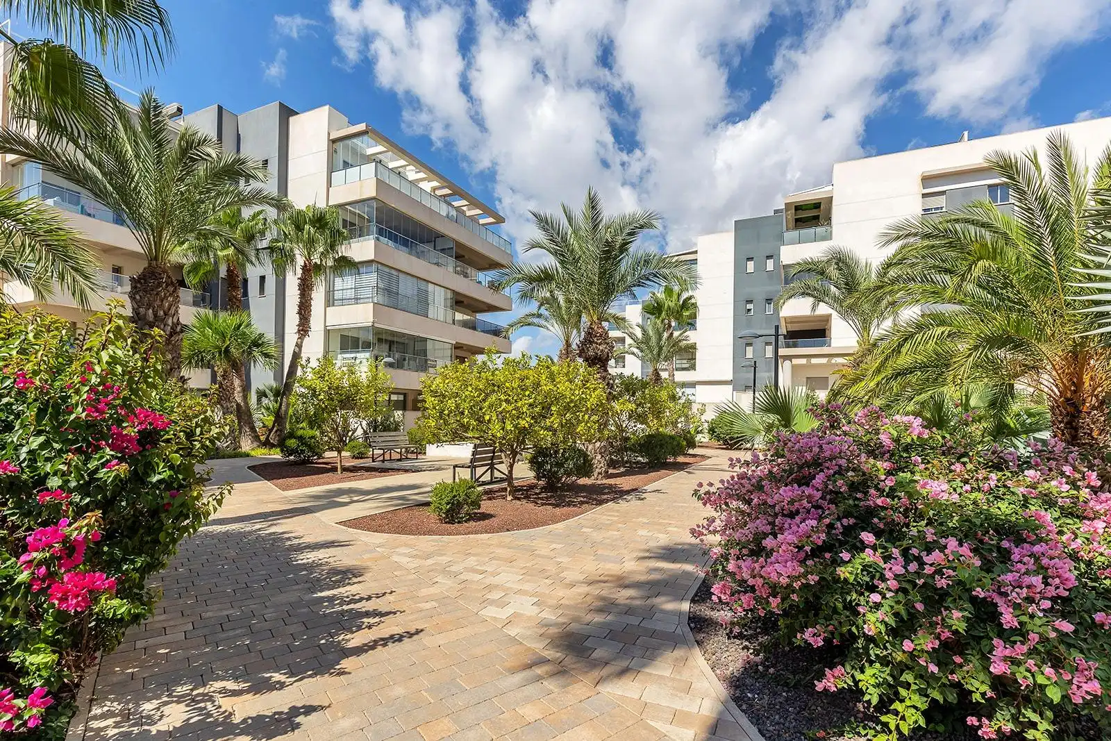 Apartamento con piscina en venta en Calle CLAVO, imagen 12
