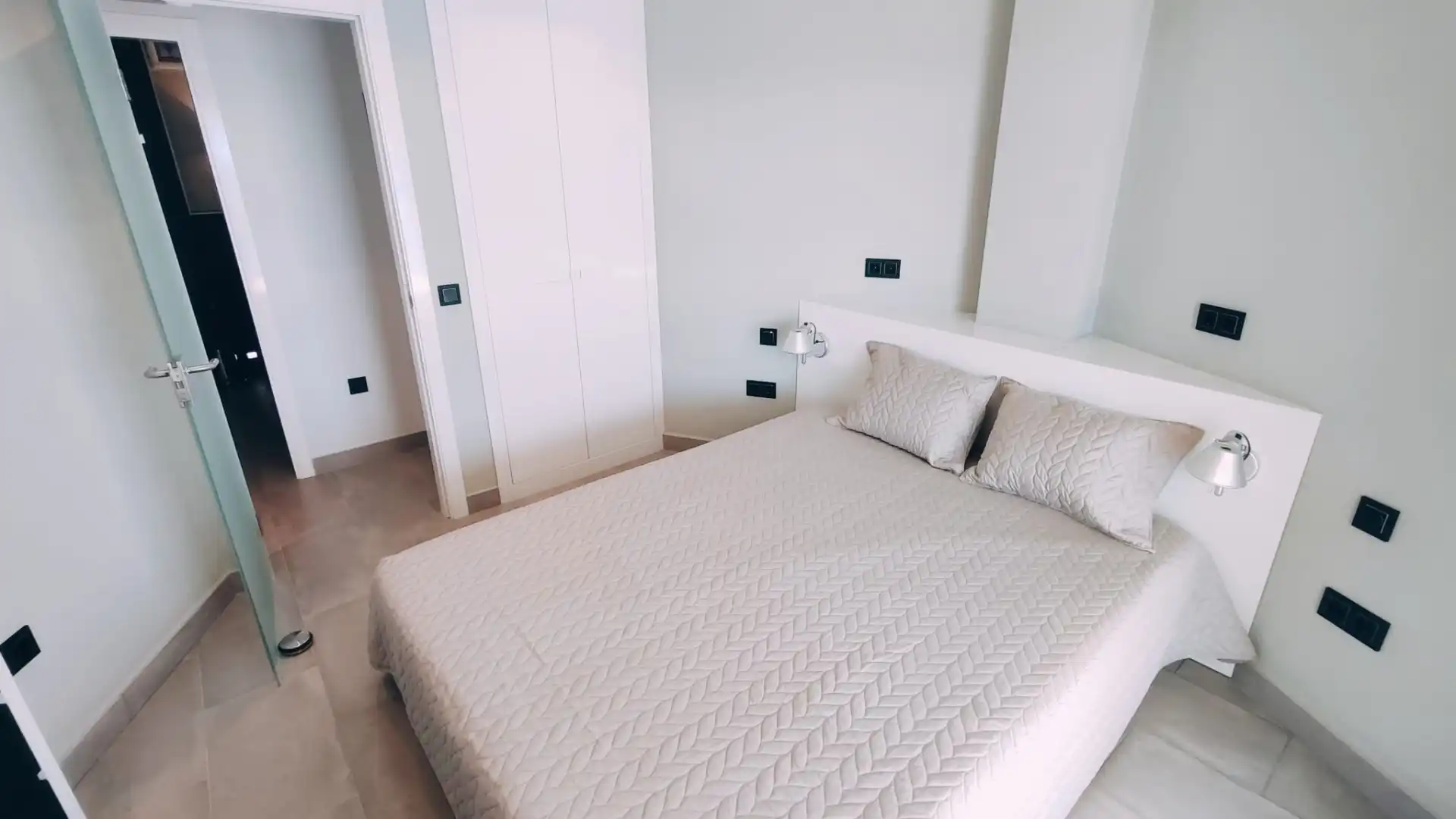 Apartament amb ascensor en venda a Puerto Deportivo, imagen 25