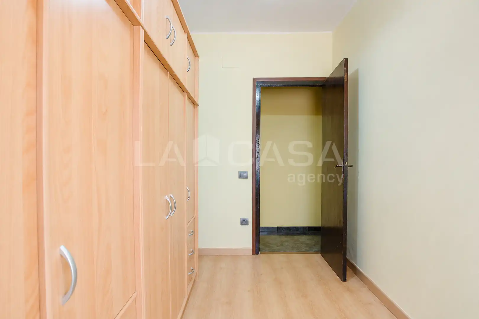 Flat for sale in Sant Ildefons, Cornellà de Llobregat