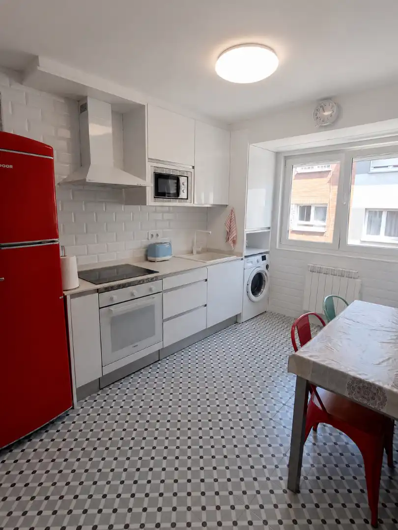 Kitchen of Flat for rent in Gijón   with Heating, Parquet flooring and Furnished