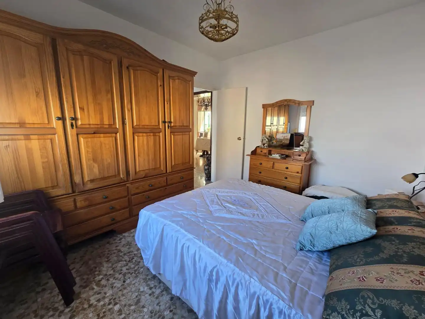 Habitación de Casa adosada en venta en Bormujos con Terraza, Trastero y Balcón