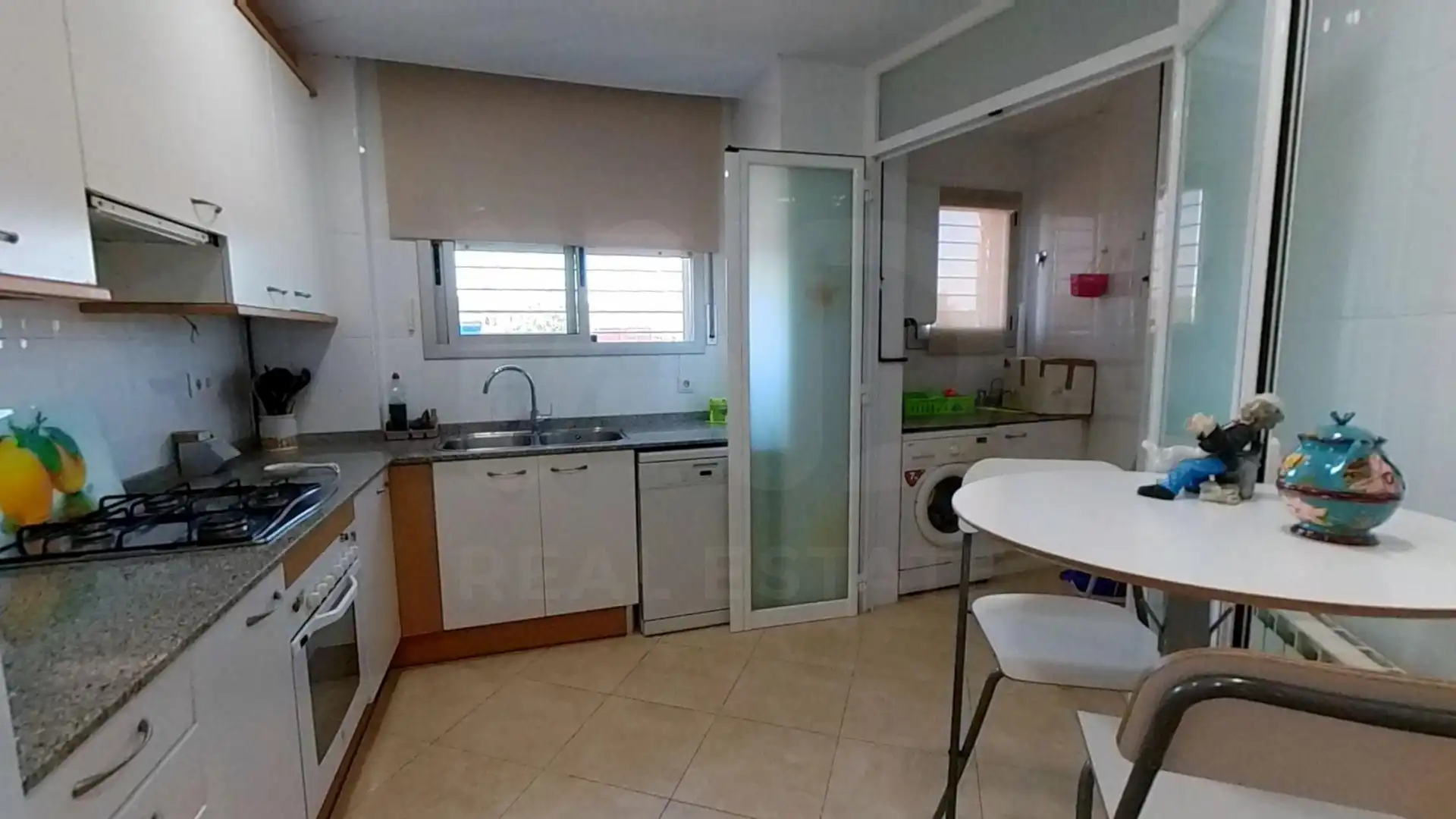 Cuina de Pis en venda en Cubelles amb Aire condicionat, Calefacció i Terrassa