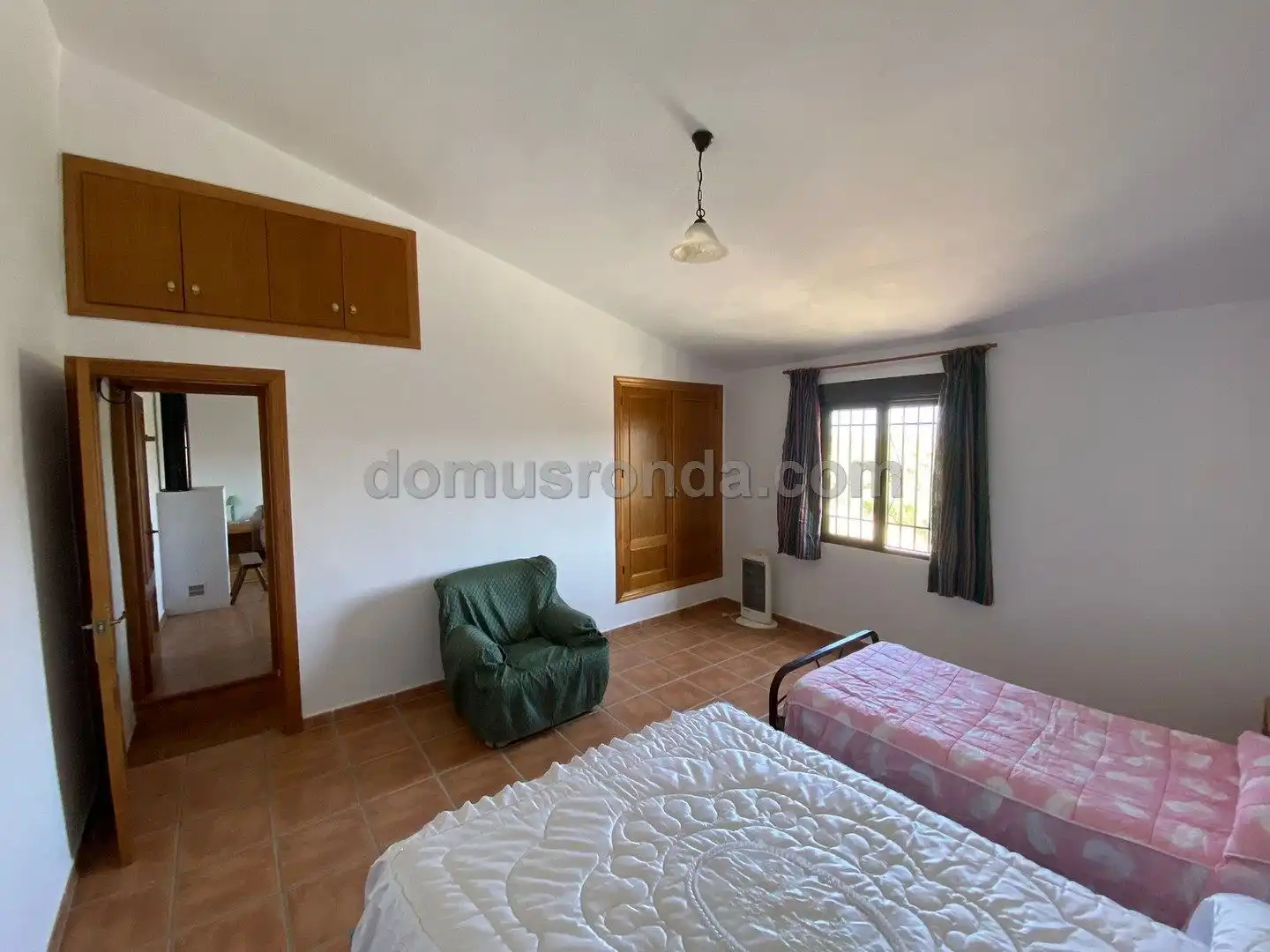 Habitación de Finca rústica en venta en Cuevas del Becerro con Amueblado