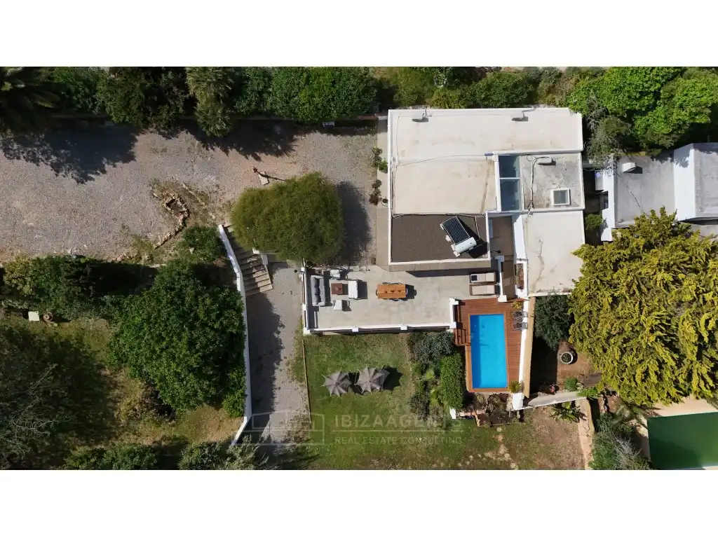 Exterior view of Houses for sale in Santa Eulària des Riu  with Air Conditioner, Terrace and TV
