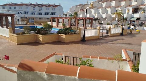 Foto 5 de Casa adosada en venta en Calahonda - Carchuna, Motril