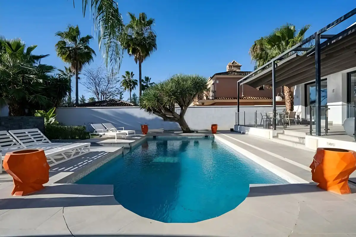 Chalet con jardín en venta en Calle Sirio, imagen 7
