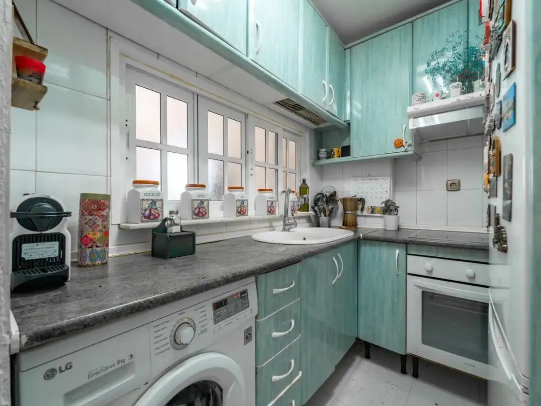 Cocina de Planta baja en venta en Rincón de la Victoria con Calefacción, Jardín privado y Terraza