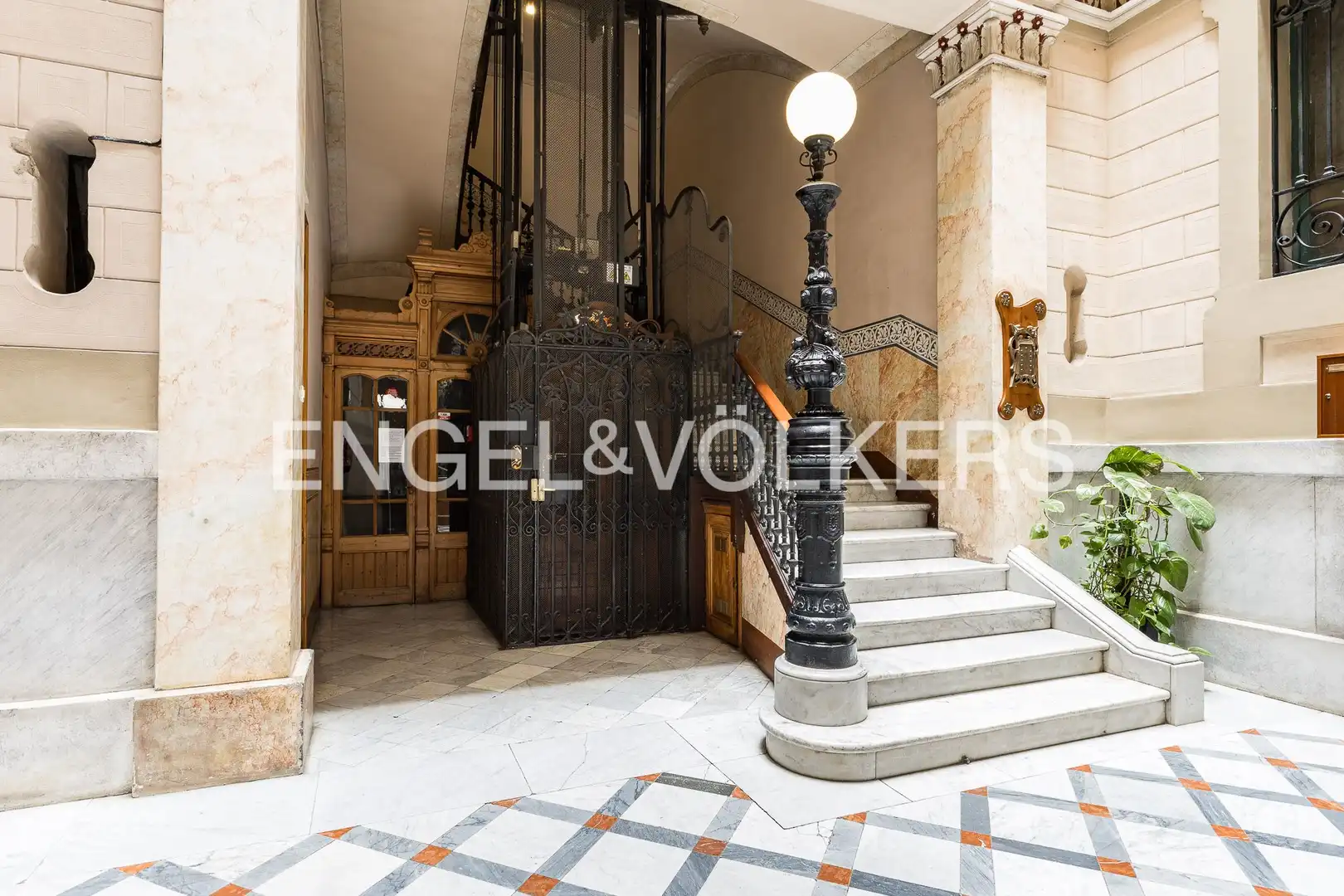 Piso con terraza en venta en Eixample, imagen 50