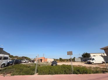 Terreno residencial en venta en Avenida de Almoradí 20