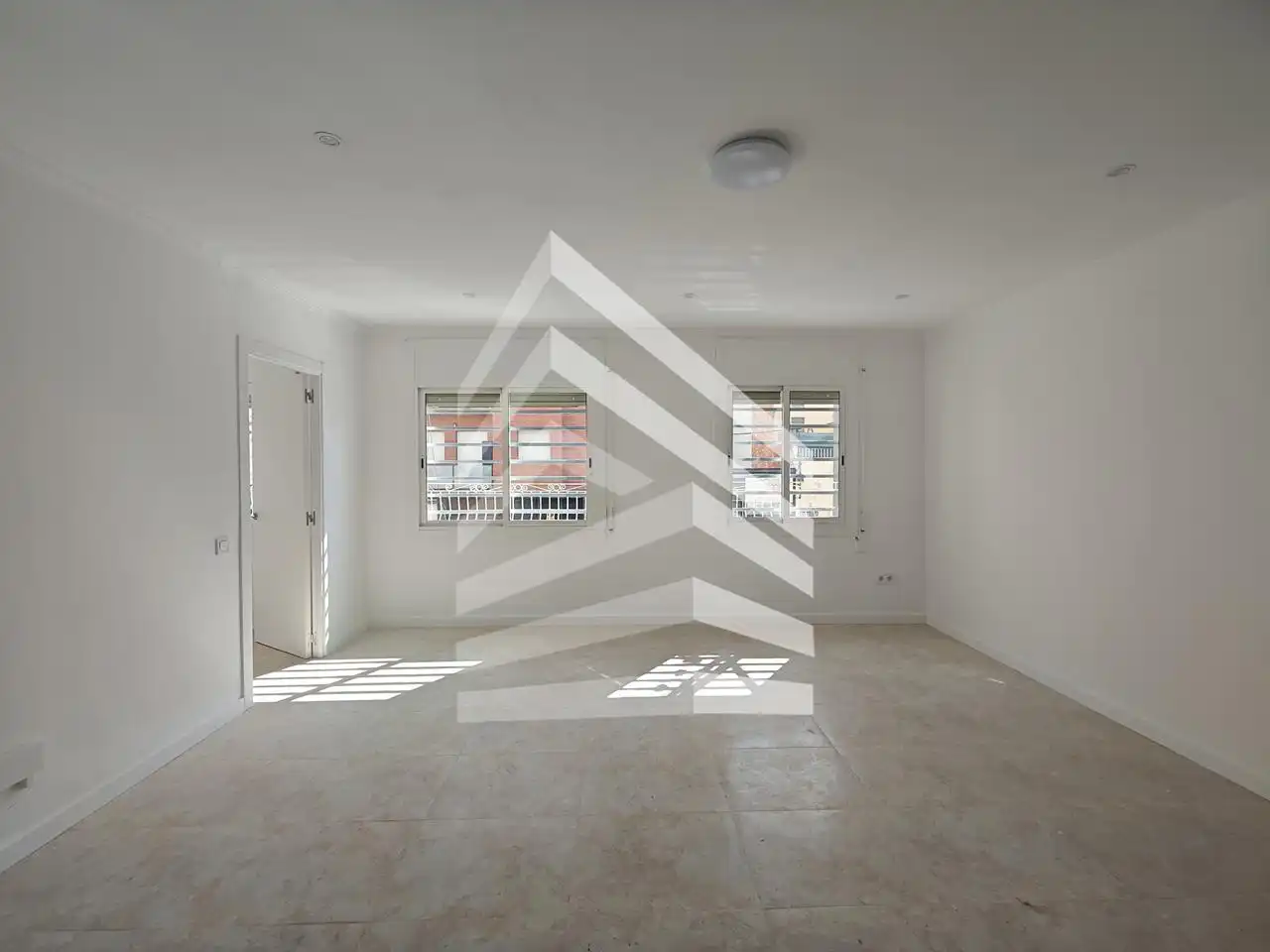 Flat for sale in Terrassa  with Parquet flooring, Storage room and Alarm