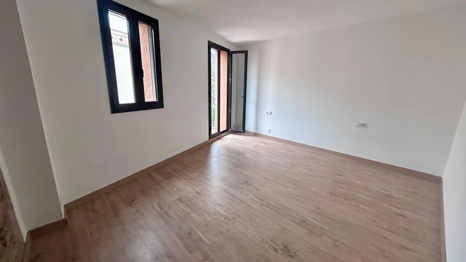 Dormitori de Casa o xalet en venda en Santa Coloma de Cervelló amb Terrassa i Balcó