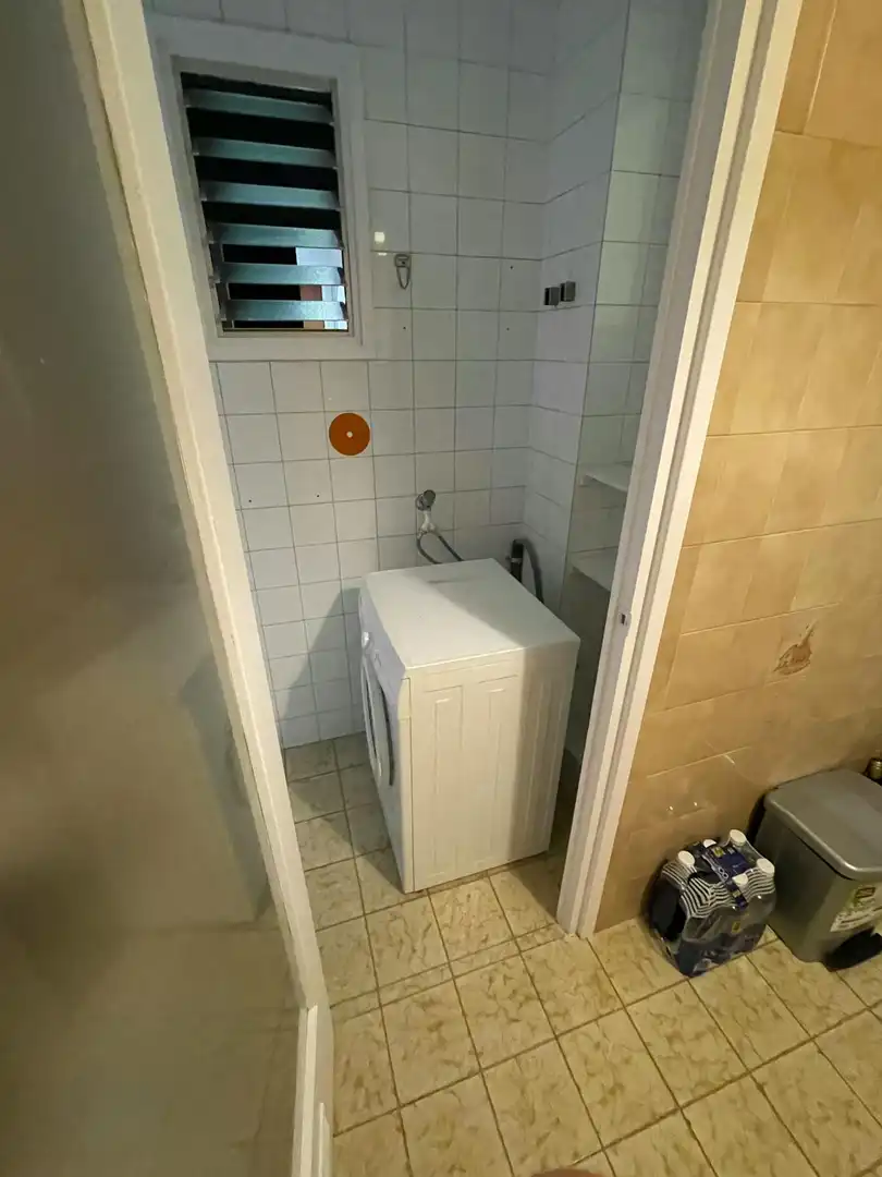 Baño de Piso para compartir en Barcelona con Calefacción, Amueblado y Lavadora
