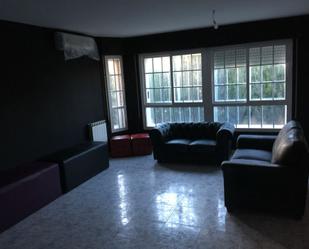 Living room of Single-family semi-detached to rent in María de Huerva  with Air Conditioner, Heating and Private garden