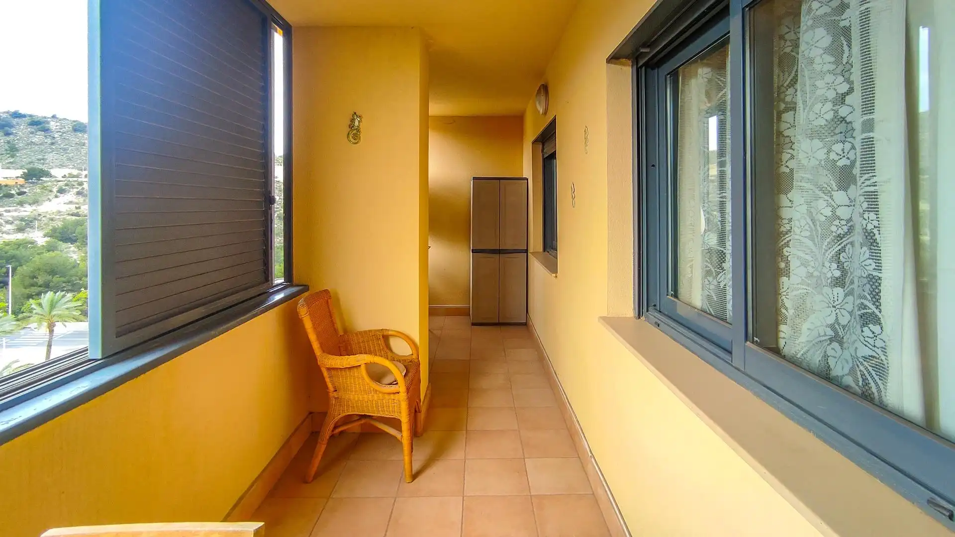 Terrassa de Apartament en venda en Villajoyosa / La Vila Joiosa amb Aire condicionat, Moblat i Piscina comunitària