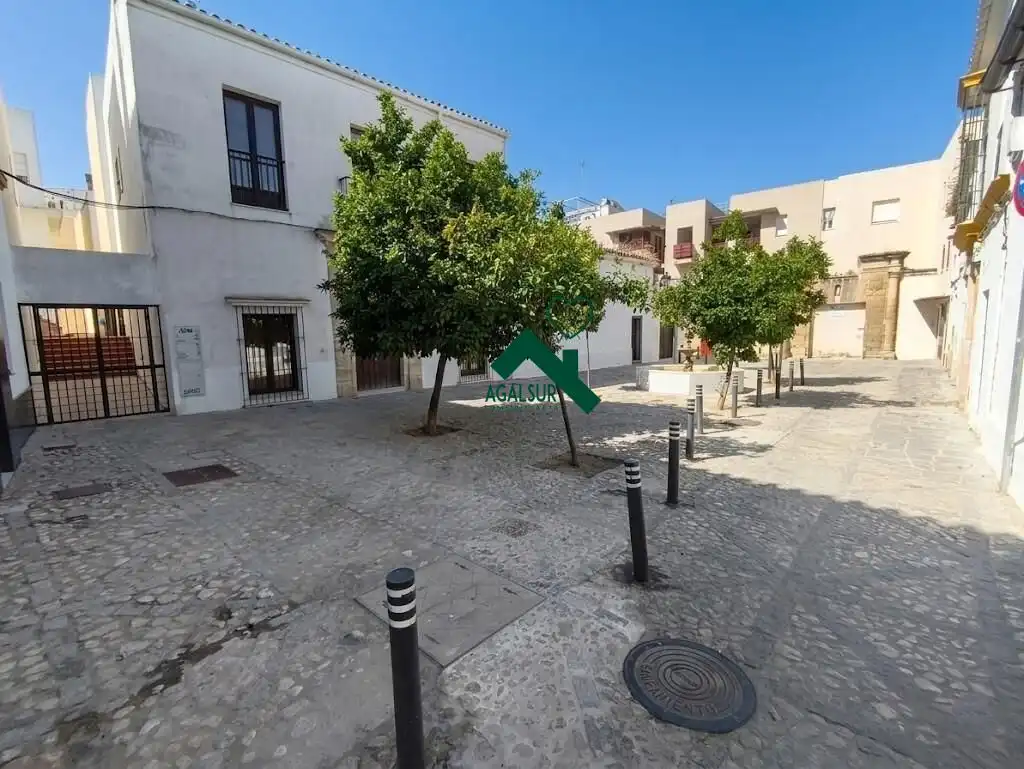 Vista exterior de Pis en venda en Jerez de la Frontera