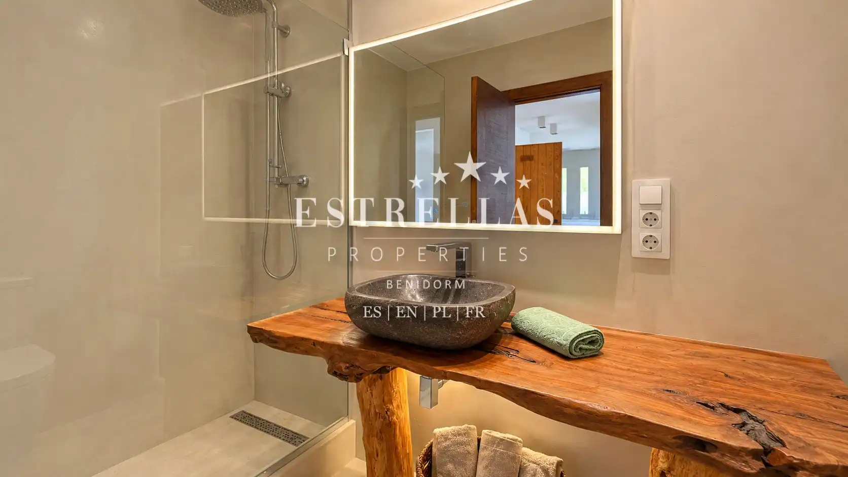 Baño de Apartamento en venta en Altea con Aire acondicionado, Calefacción y Jardín privado