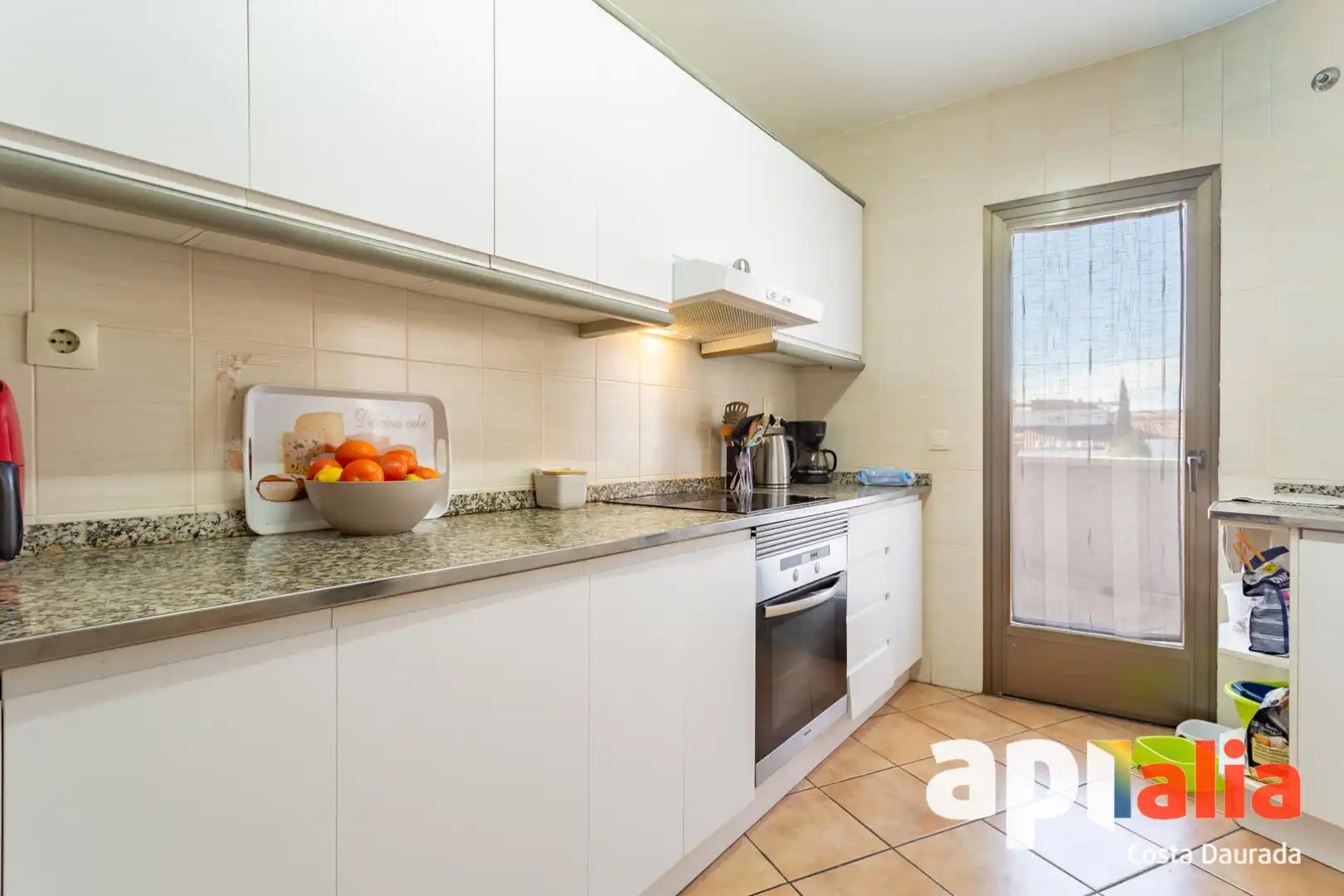 Cocina de Piso en venta en Vandellòs i l'Hospitalet de l'Infant con Terraza