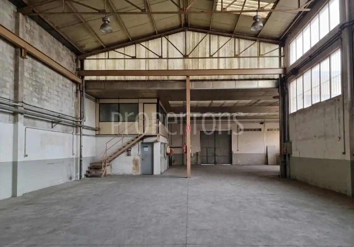 Nau industrial de lloguer a N/A, La Portalada - Varea